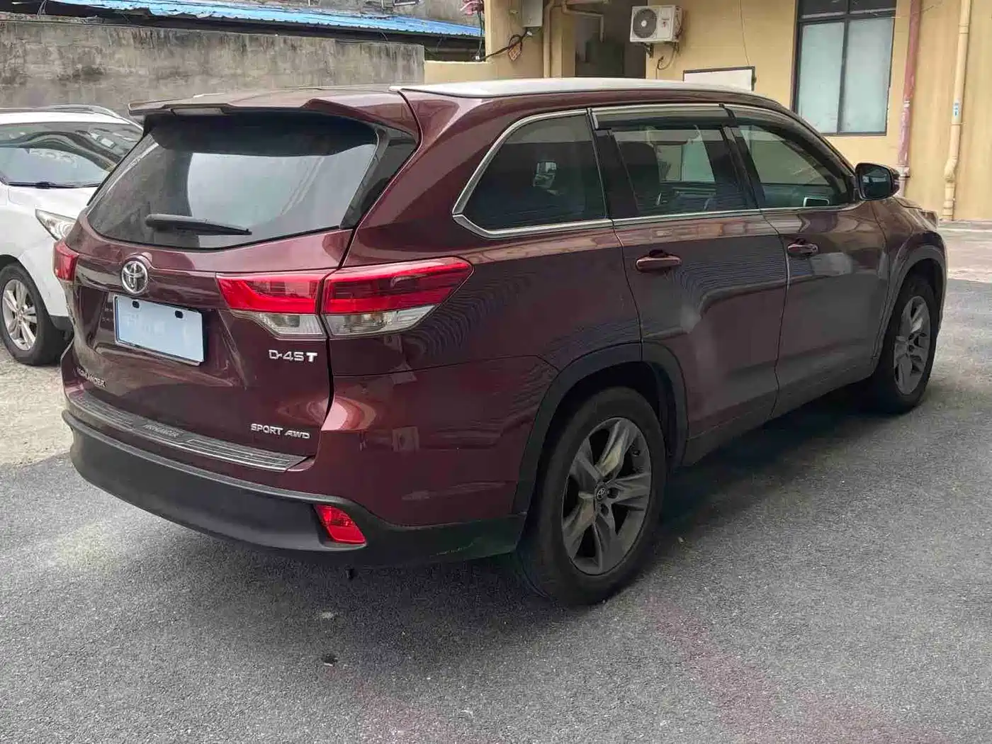 Toyota Highlander 2018 2.0T 4WD Luxury 7-seater (China V) фото 3
