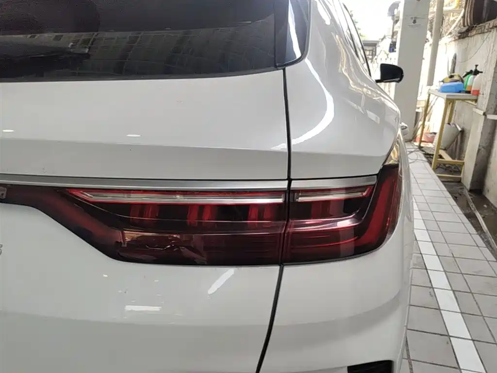 BYD Song PLUS PHEV 2021 DM-i 110KM Flagship PLUS фото 8