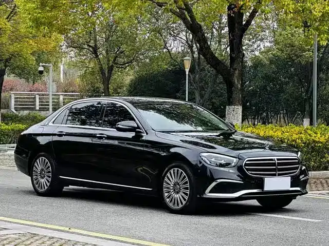  E CLASS