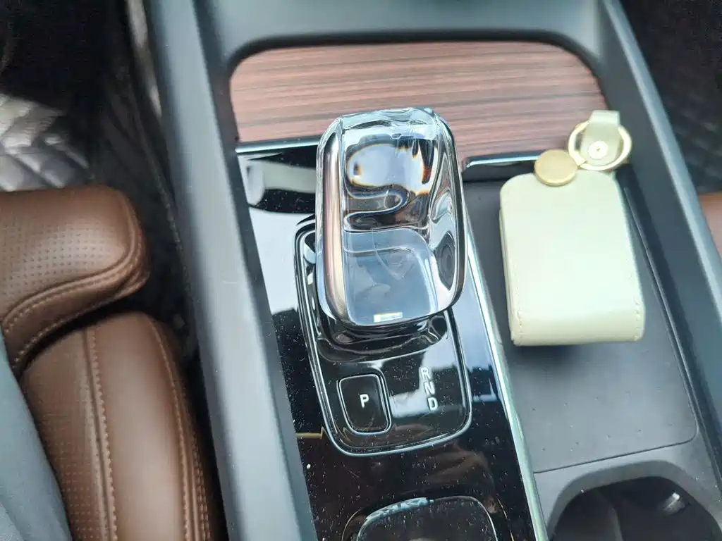 Volvo XC60 Plug-in Hybrid 2021 2022 T8 Plug-in Hybrid AWD Elegance Luxury Edition