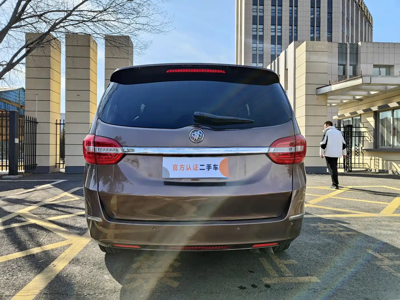 Buick GL8 2018 28T Luxury Model China VI фото 7
