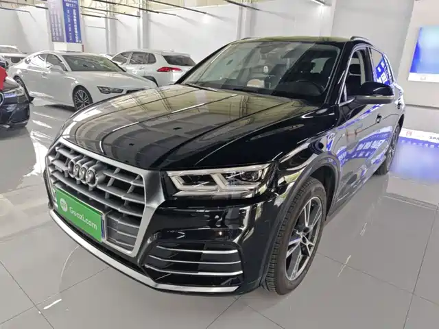 Audi Q5L 2020