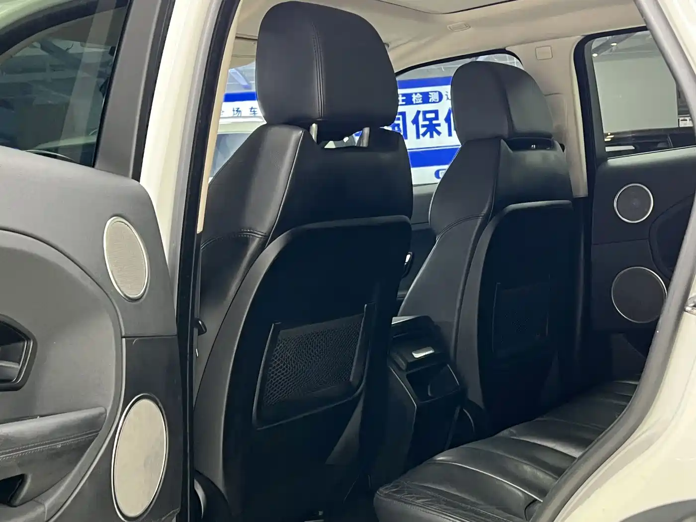 Land Rover Range Rover Evoque (Import) 2015 2014 2.0T 5-door Brilliance Premium