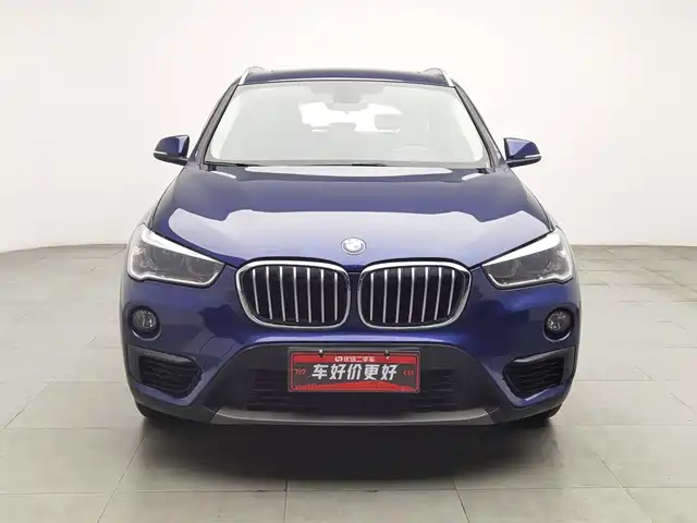 BMW X1 2018 sDrive20Li Leading Model — фото 3