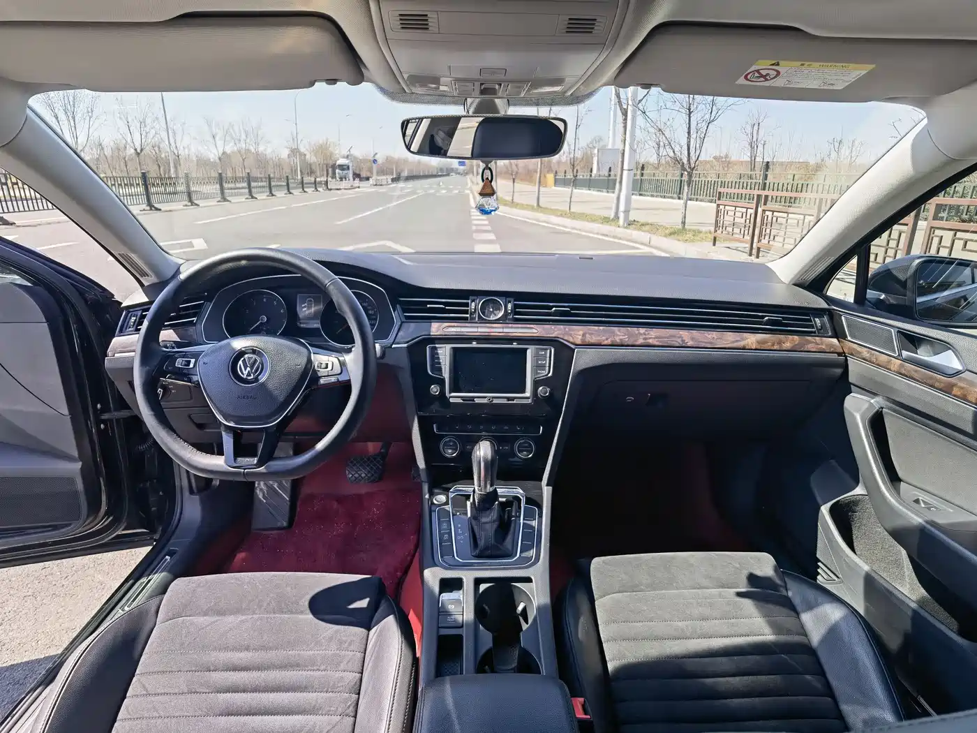 Volkswagen Magotan 2017 380TSI DSG Luxury фото 11