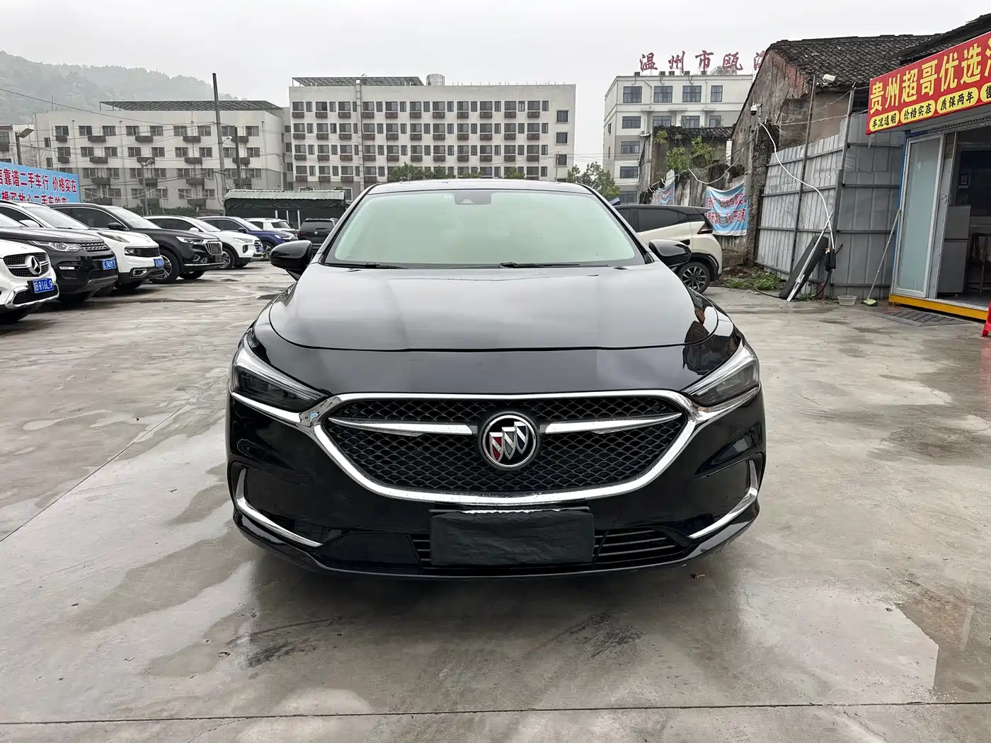 BUICK LACROSSE