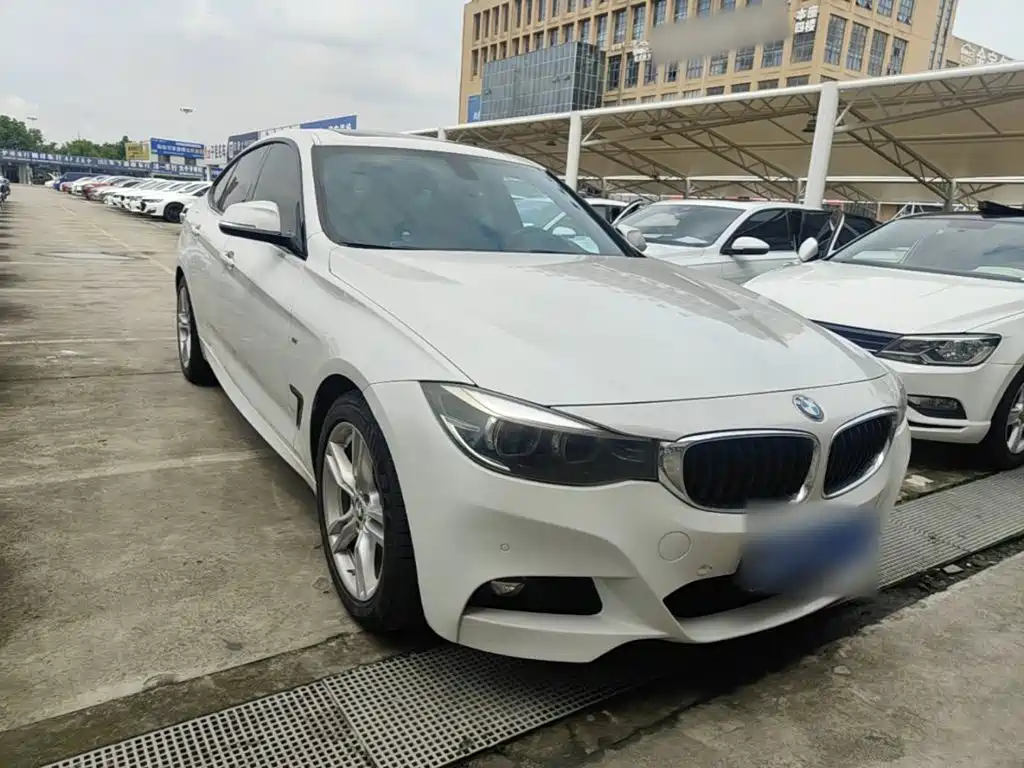 BMW 3 Series GT 2021 2020 320i M Sport Package