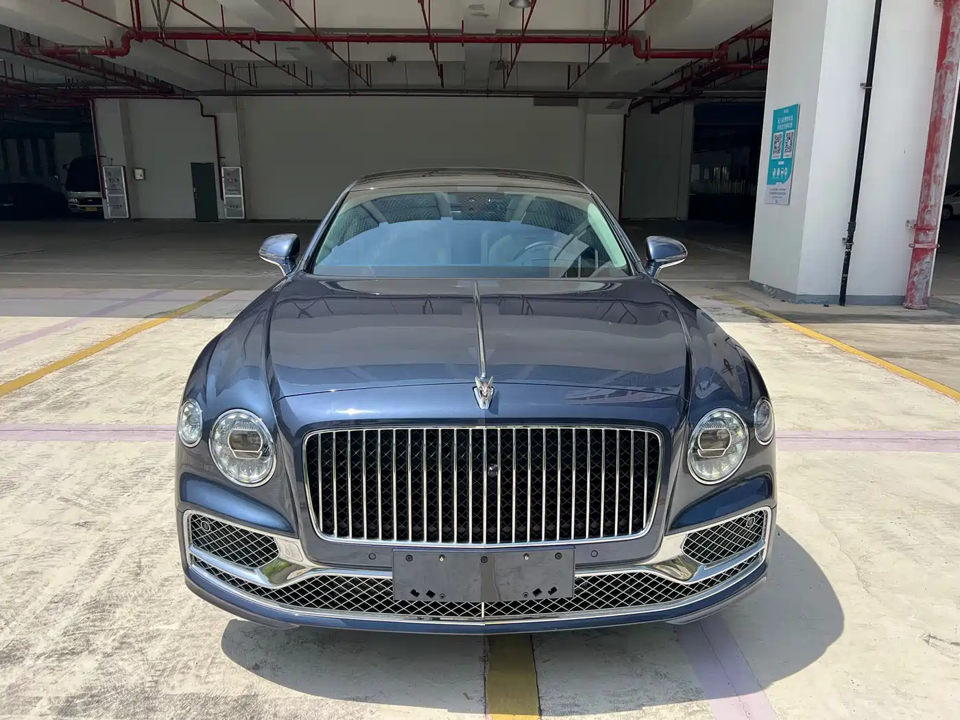 BENTLEY FLYING SPUR PLUG-IN HYBRID