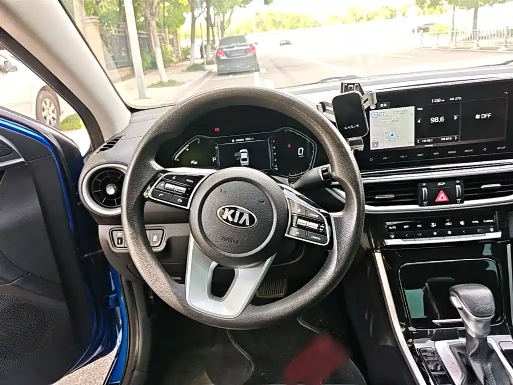 Kia K3 2019 1.5L CVT Smart Connect Edition фото 11