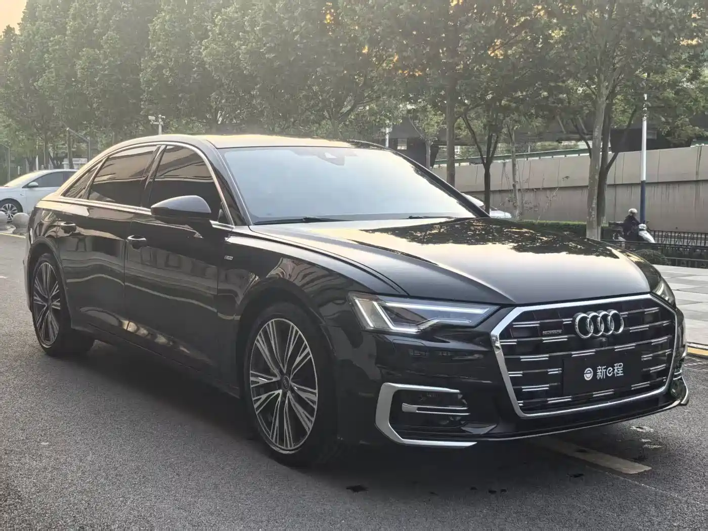 Audi A6L 2024 45 TFSI Premium Dynamic фото 3