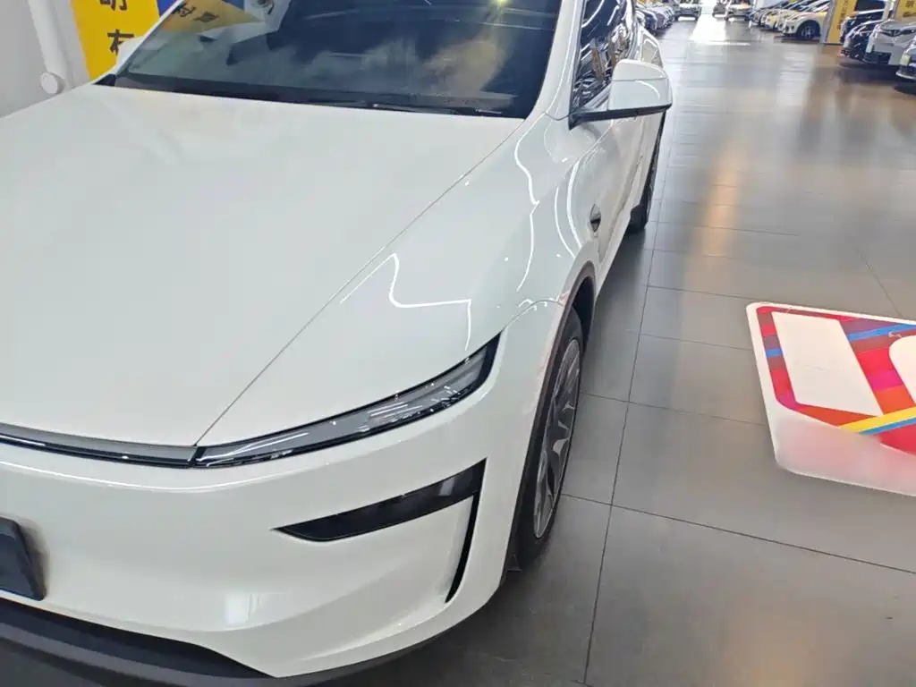 Tesla Model Y L 2025 2025 Facelift Long Range AWD
