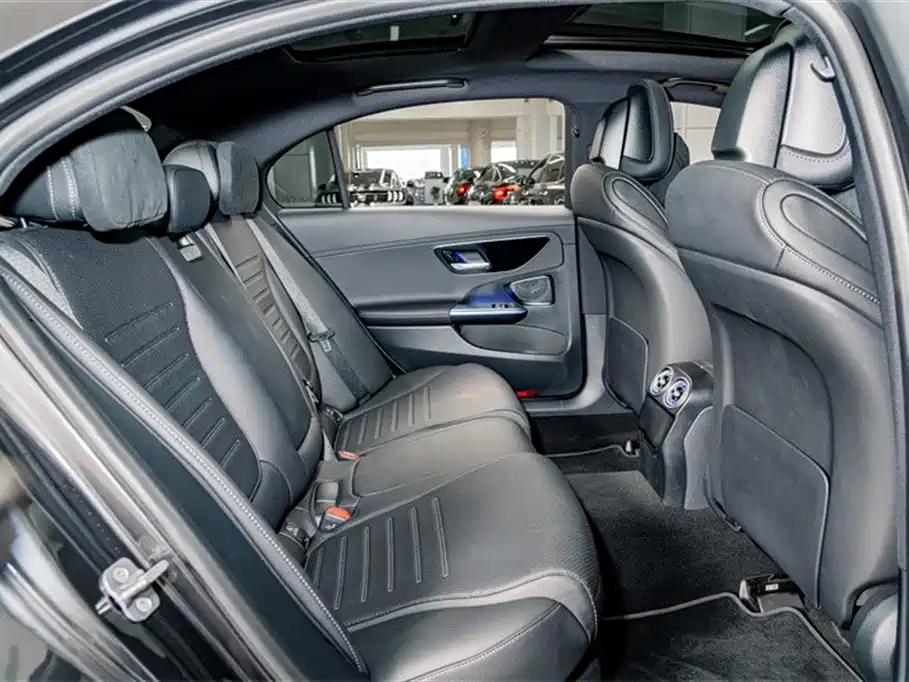 Mercedes-Benz C-Class 2024 Facelift III C 260 L Sport фото 19