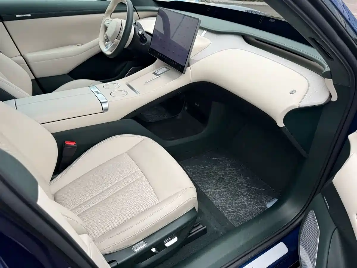 Xiaomi Auto Xiaomi YU7 2025 Ultra Long Range High Performance AWD Max Edition фото 12