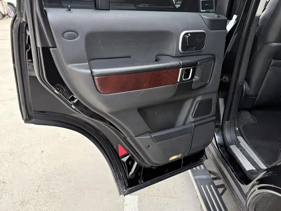 Land Rover Range Rover 2011 2011 5.0 SC V8