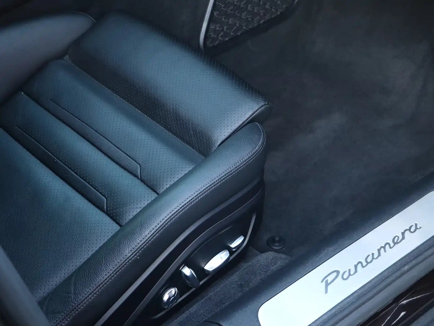 Porsche Panamera 2019 Panamera 2.9T фото 6