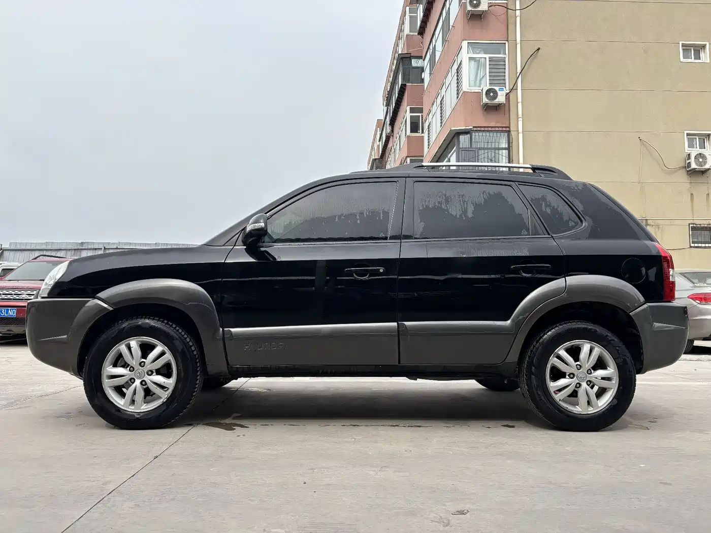 Hyundai Tucson 2009 2.0L Automatic 2WD Sunroof фото 3