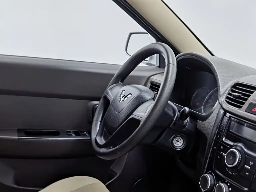 Wuling Motors Wuling Hongguang 2014 2014 1.5L S Standard