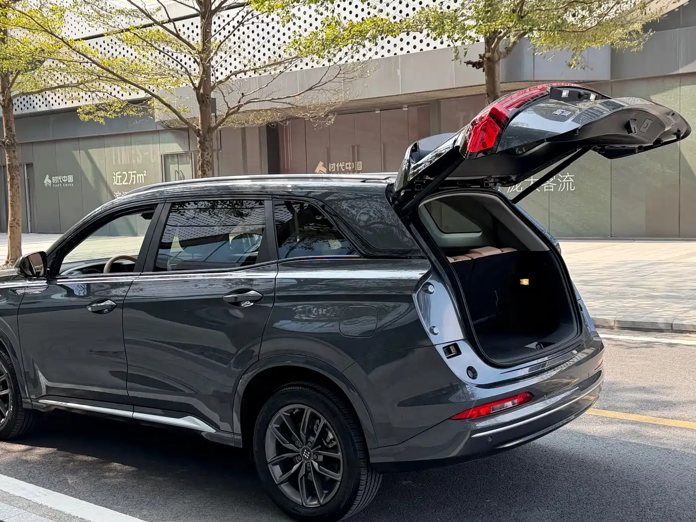 BLUE ELECTRIC BLUE ELECTRIC E5