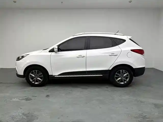 Hyundai Beijing Hyundai ix35 2015 2.0L Automatic 2WD Comfort China IV фото 6