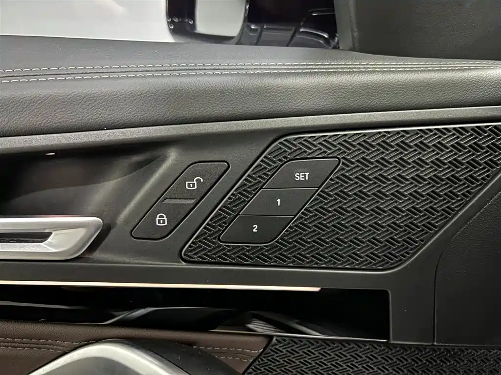 BMW X1 2023 sDrive20Li X Design Package фото 11