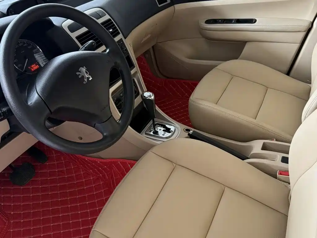 Peugeot 307 2012 2010 Model Sedan 1.6L Automatic Comfort Edition