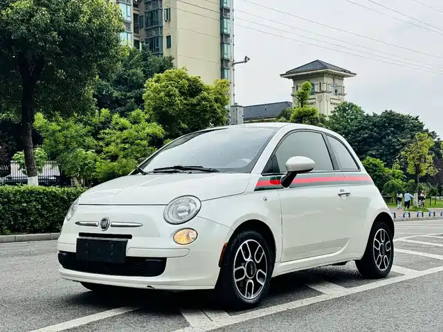  Fiat Fiat 500 2011 1.4L Fashion Edition