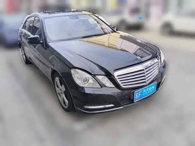 Mercedes-Benz E-Class 2013 E 300 L Elegance — фото 3