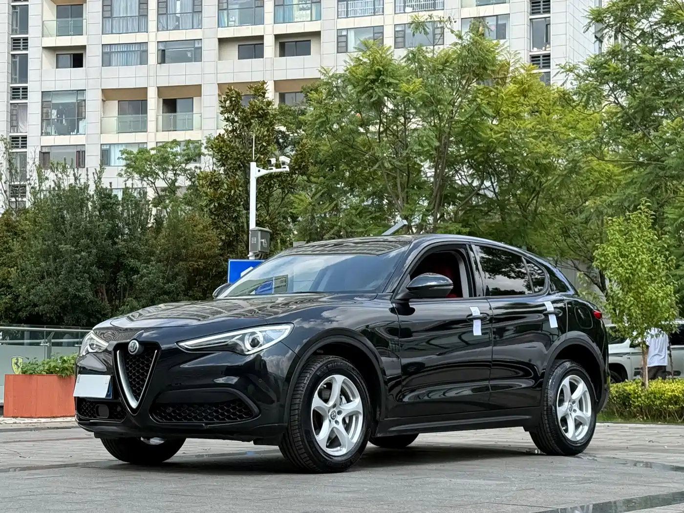 Alfa Romeo Stelvio 2019 2017 2.0T 200HP Luxury Edition