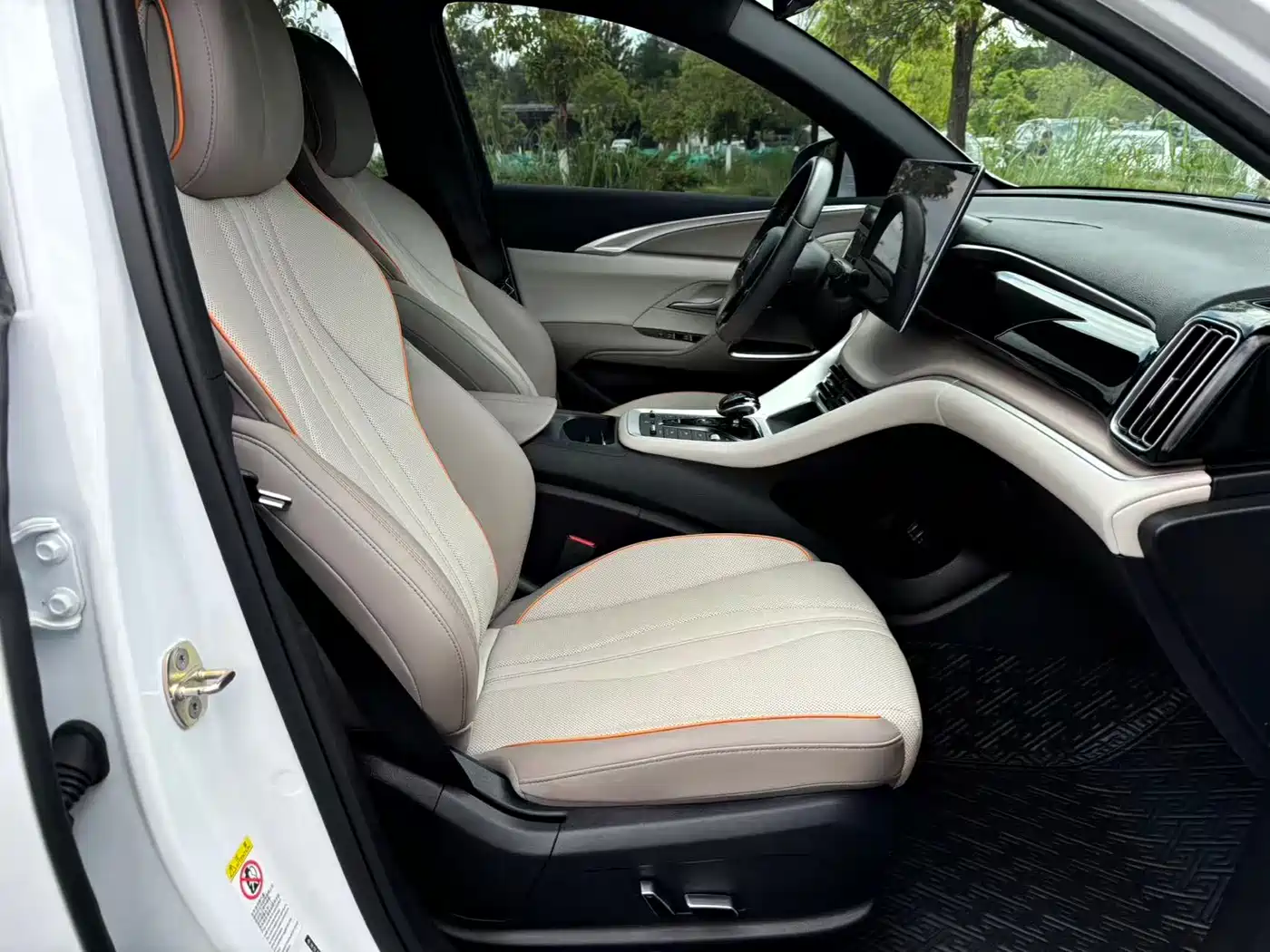 BYD Song Pro New Energy 2023 Champion Edition DM-i 110KM Excellence фото 21