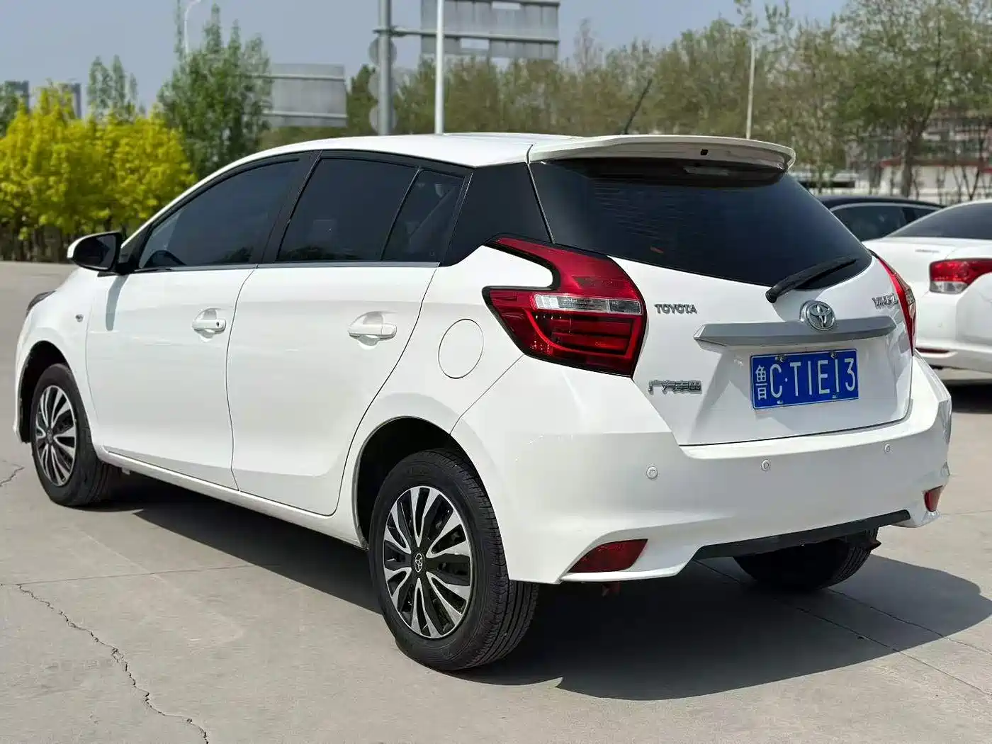 Toyota YARiS L Zhi Xuan 2020 1.5L CVT Leading Edition фото 3