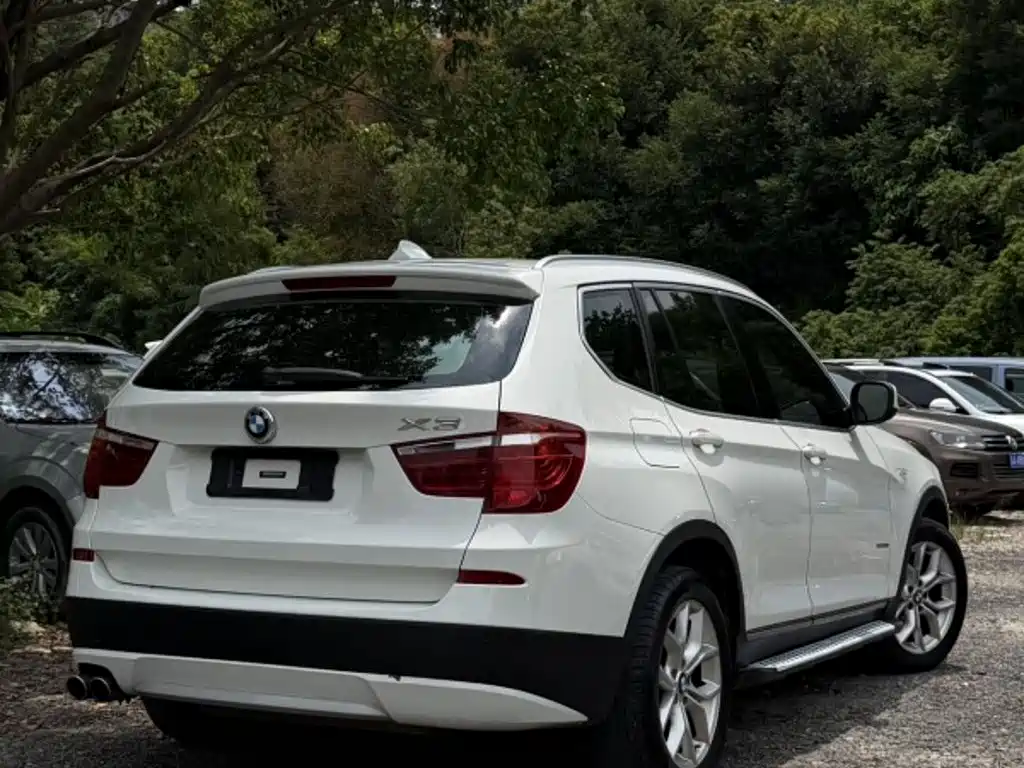 Photo 3 - BMW X3 (Import)