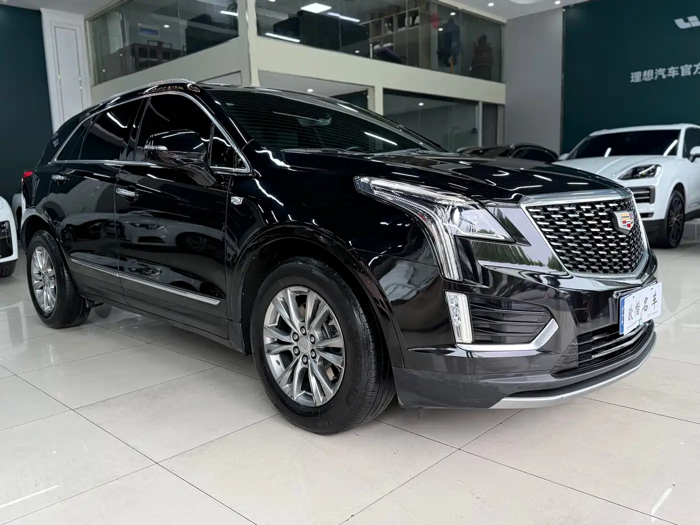 Cadillac XT5 2022 2.0T 4WD Luxury фото 3