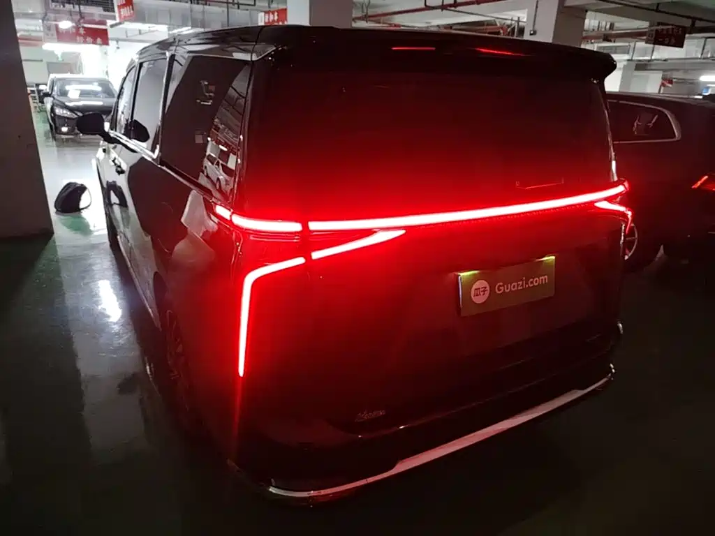 SAIC Maxus Maxus G90 2022 2022 2.0T Interstellar 7-seater