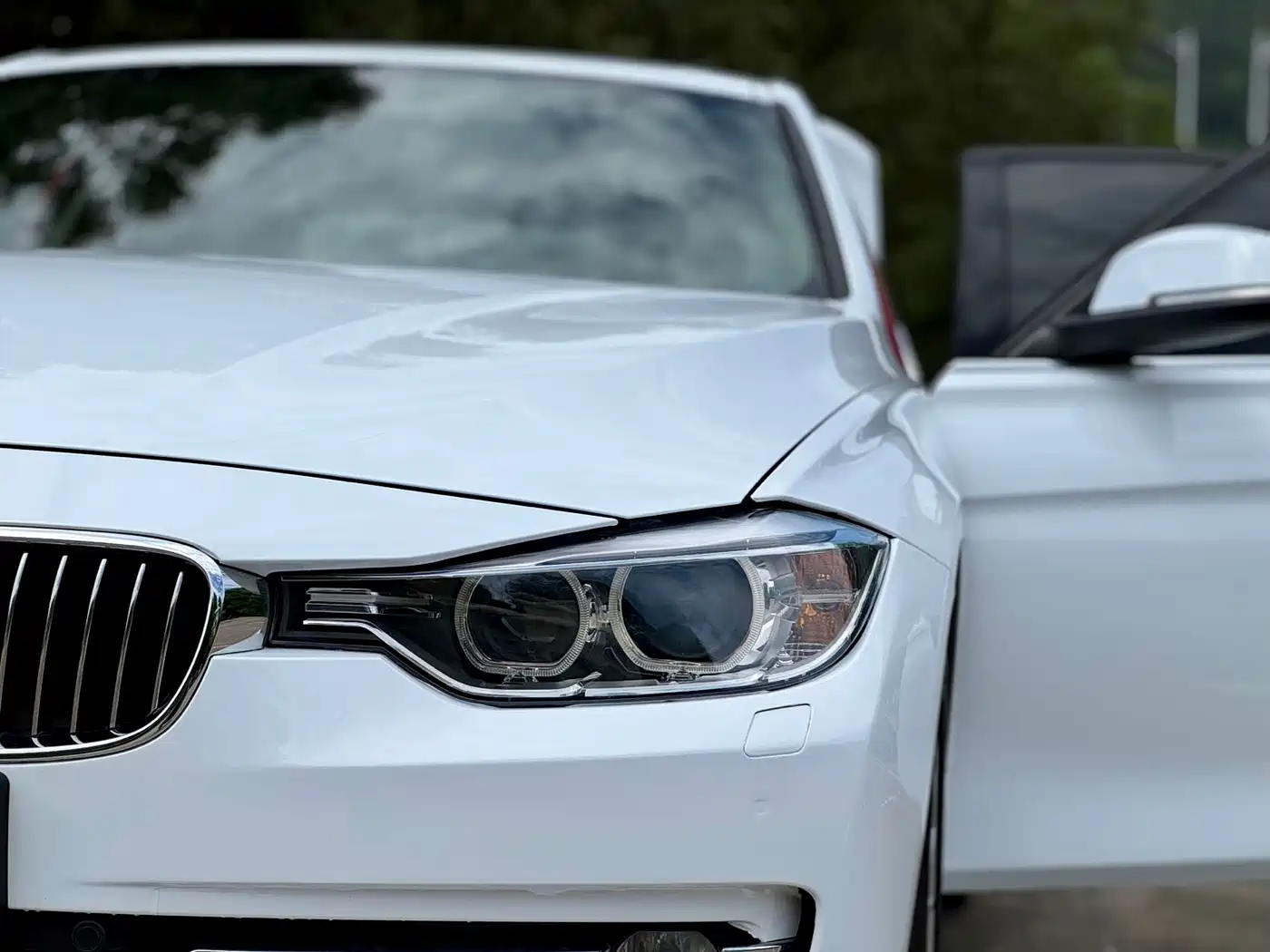 Photo 19 - BMW 3 Series