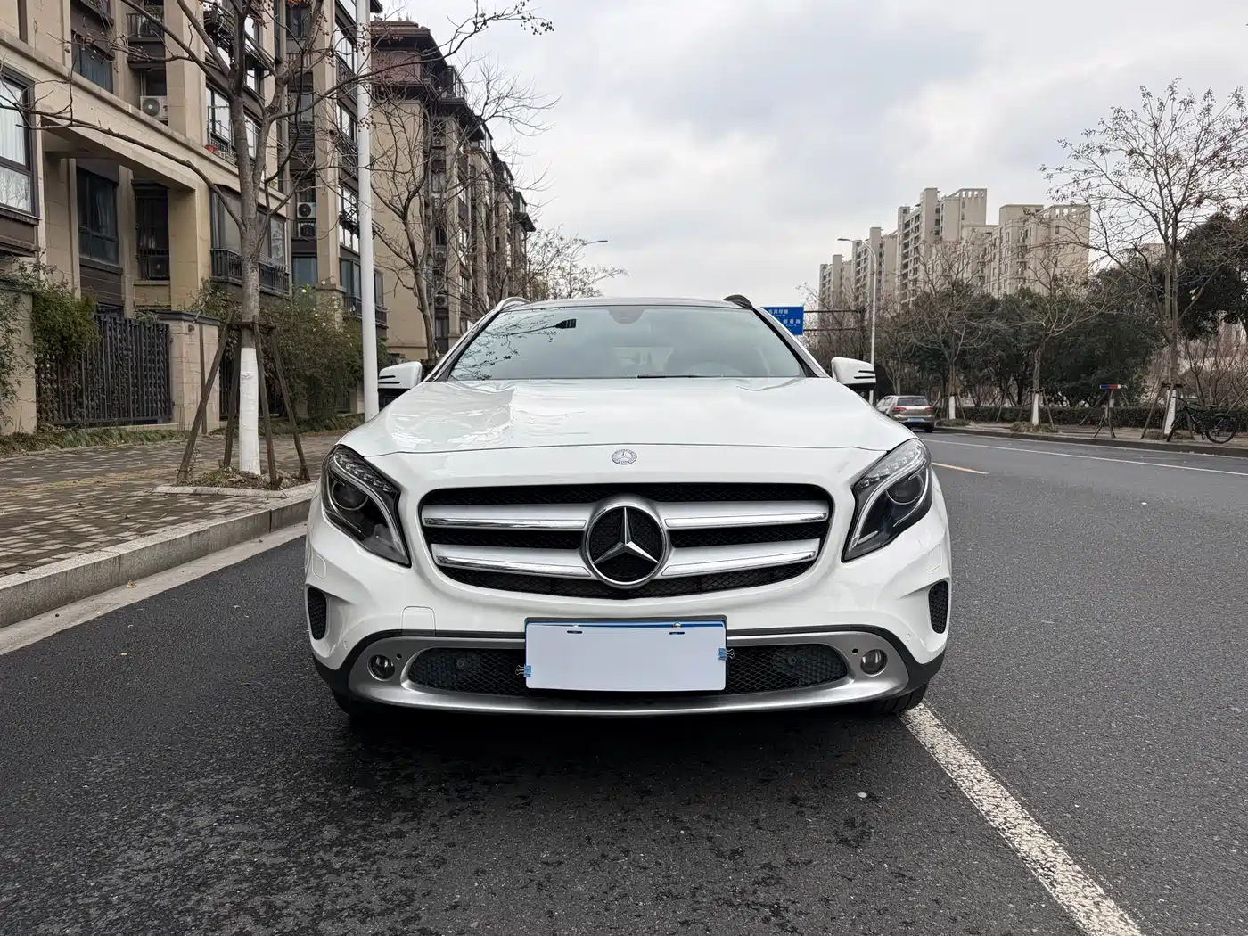 Mercedes-Benz GLA 2017 GLA 220 4MATIC Fashion фото 2