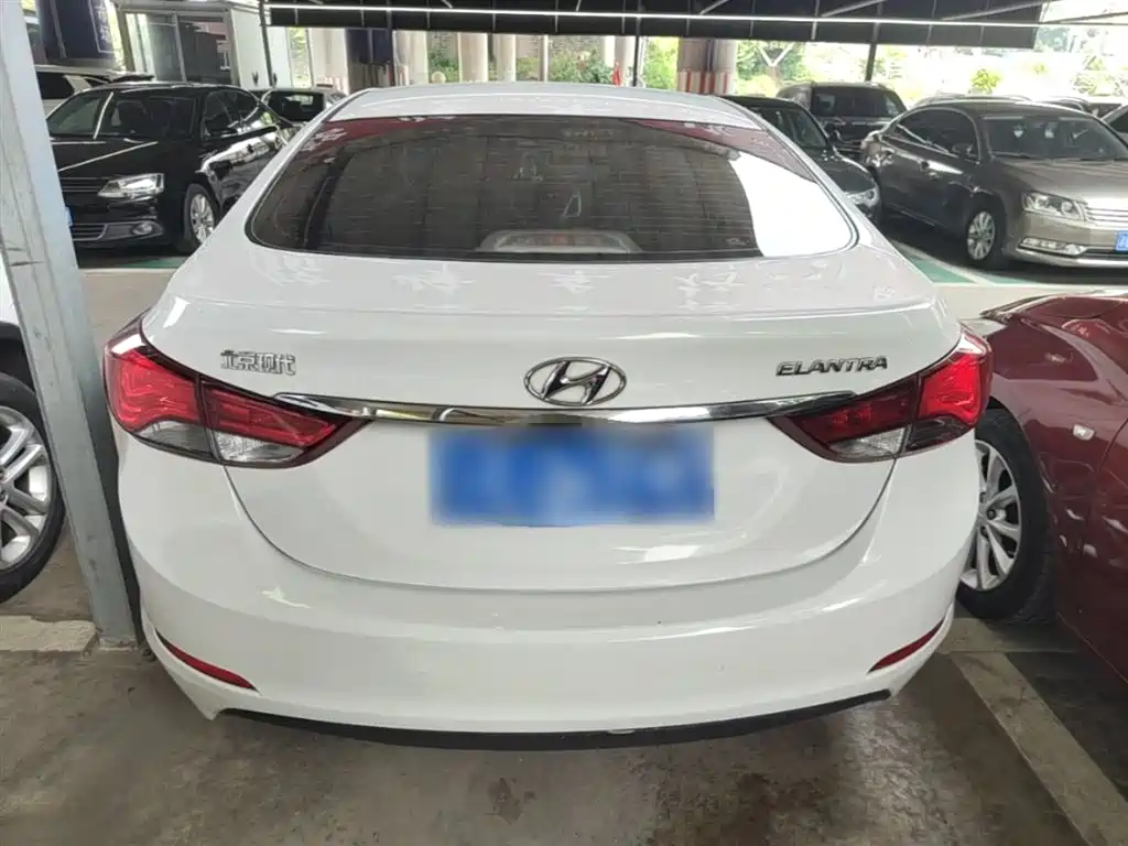 Hyundai Langdong 2016 1.6L Automatic Smart Edition фото 6