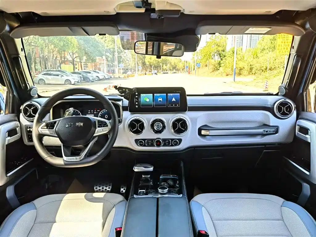 BAIC ORV Beijing Offroad BJ40 2023 2.0T Auto 4WD Urban Hunter Knight Edition фото 8