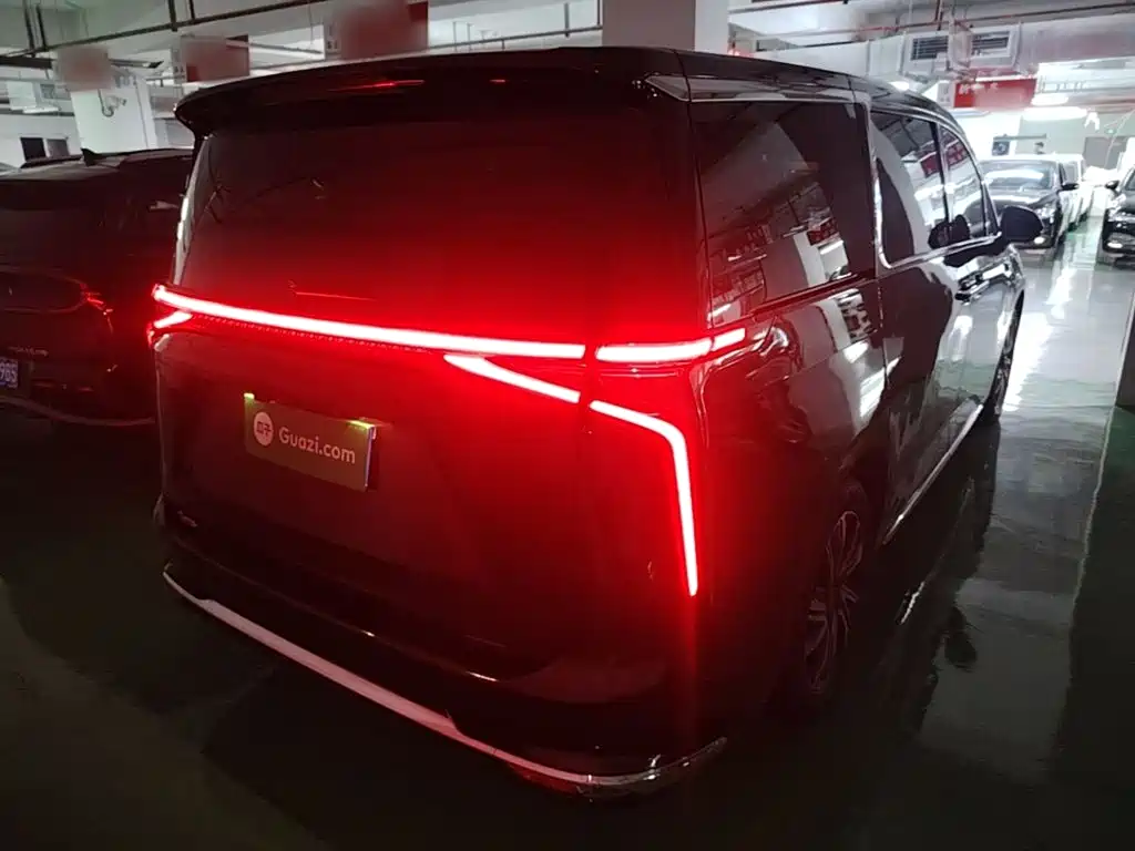 SAIC Maxus Maxus G90 2022 2022 2.0T Interstellar 7-seater