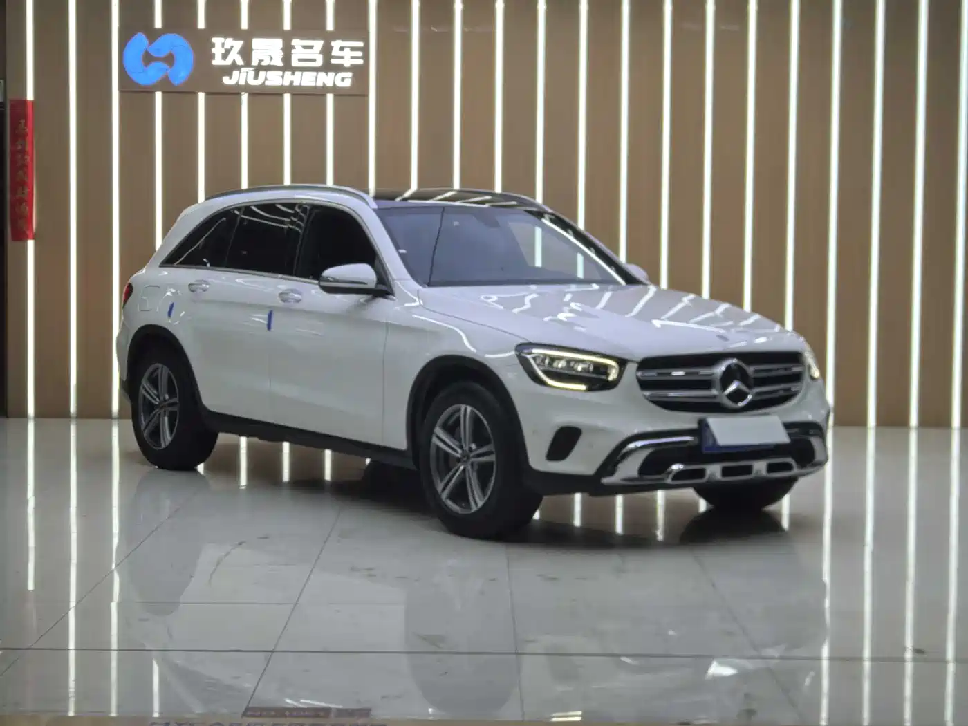 Mercedes-Benz GLC 2021 GLC 260 L 4MATIC Sporty фото 3