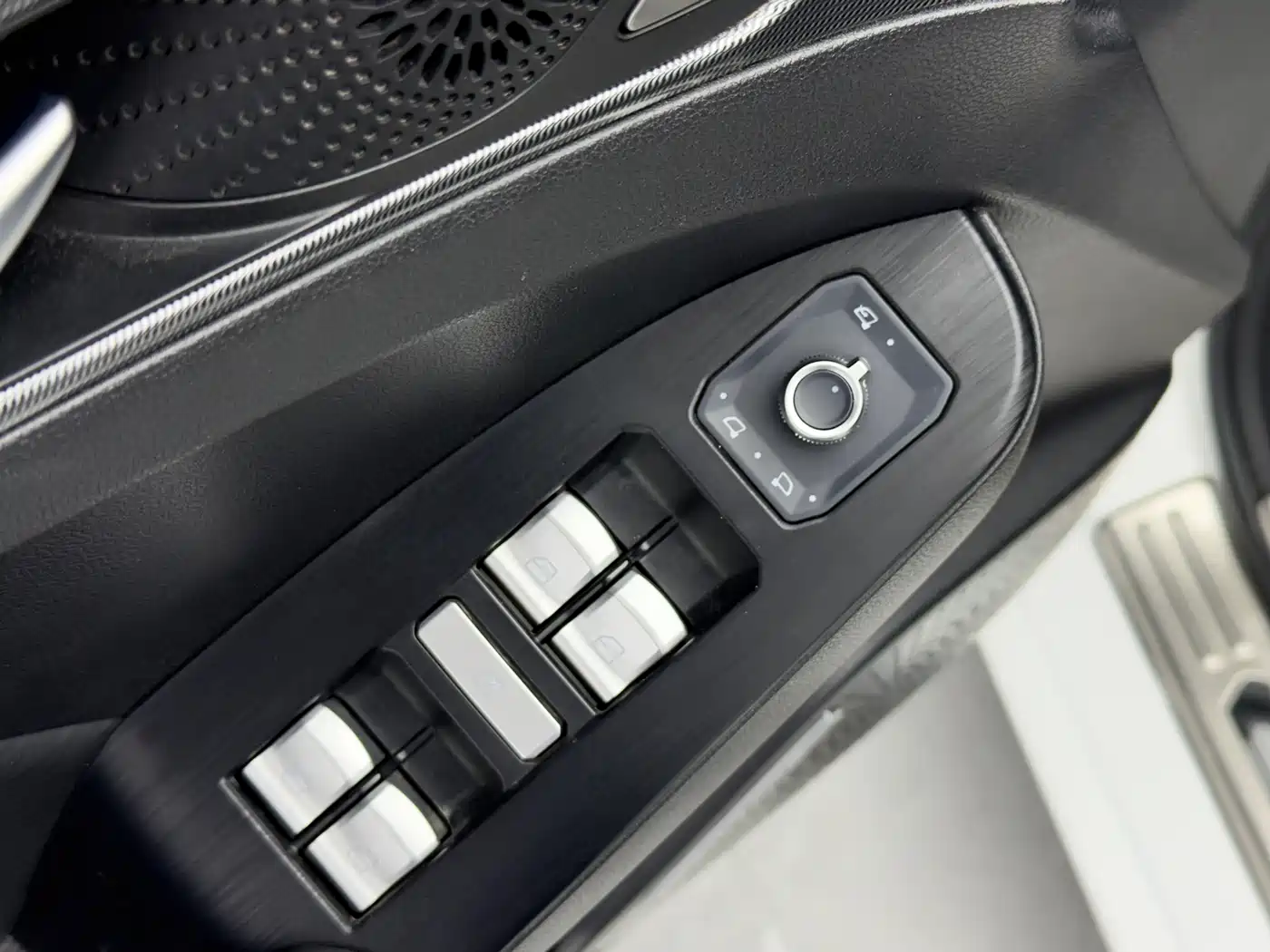 Haval First Love 2021 1.5T Automatic Premium Edition фото 10