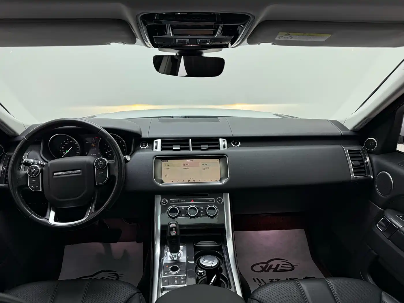 Land Rover Range Rover Sport 2017 3.0 SC V6 SE фото 9