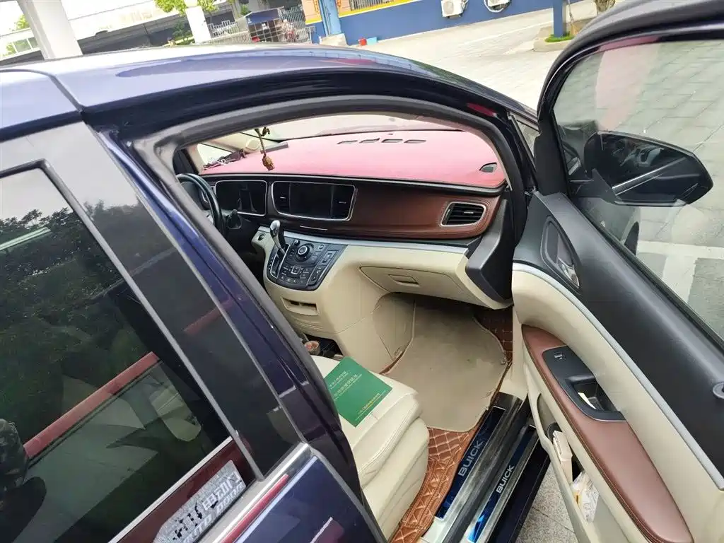 Buick GL8 2017 25S Luxury China V фото 20