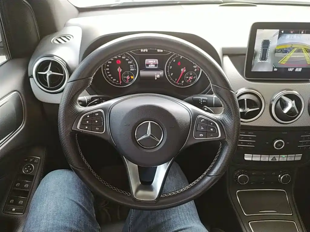 Mercedes-Benz B-Class 2019 B 200 Dynamic фото 11
