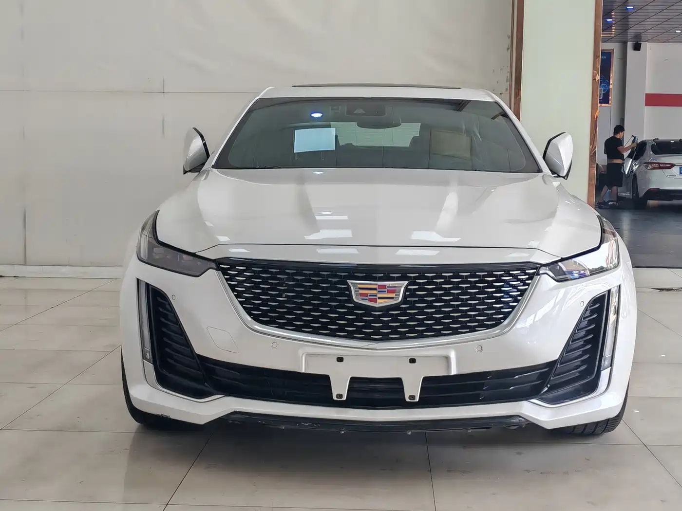 Cadillac CT5 2024 2023 28T Luxury Style (Standard Edition)