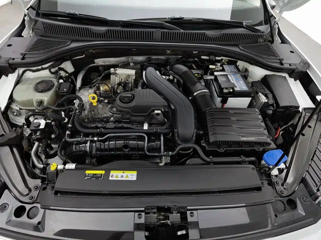 Volkswagen Sagitar, миниатюра 6