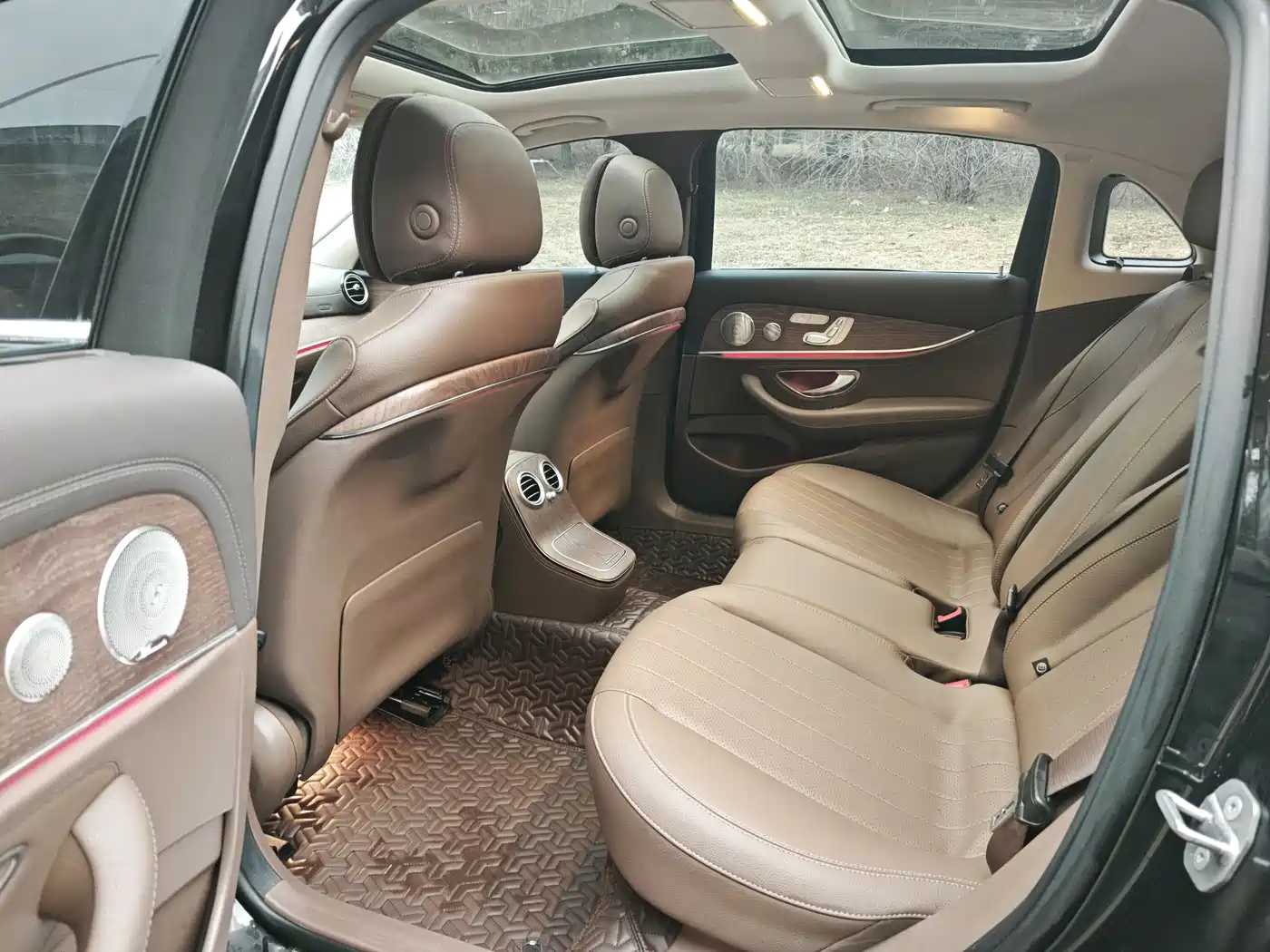 Mercedes-Benz E-Class 2022 Facelift III E 300 L Luxury фото 14