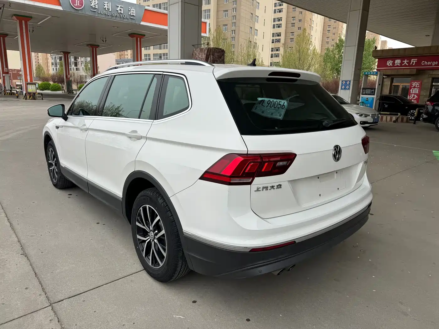 Volkswagen Tiguan L 2017 330TSI Automatic 2WD Luxury Edition фото 15