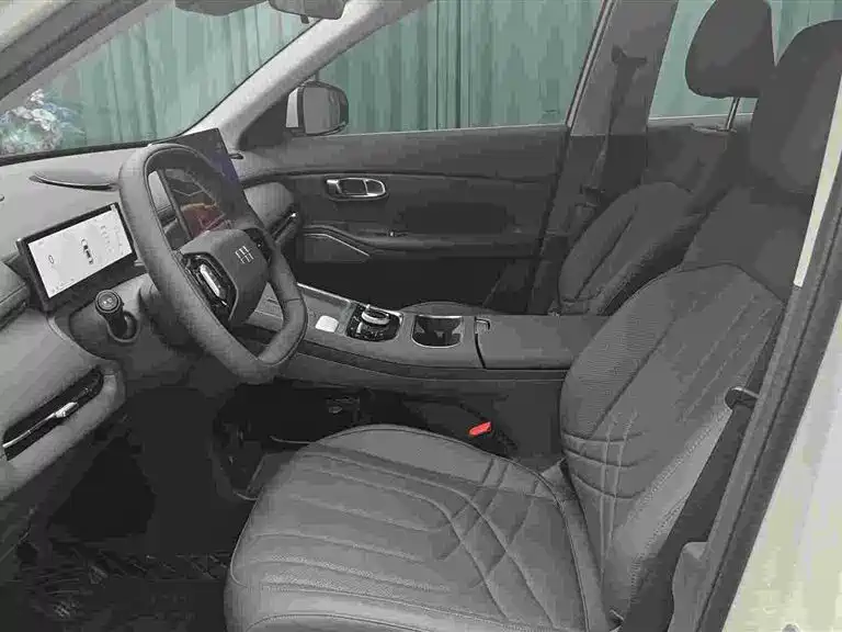 Geely Galaxy Galaxy Starship 7 EM-i 2026 Model 135km Pilot Edition фото 7