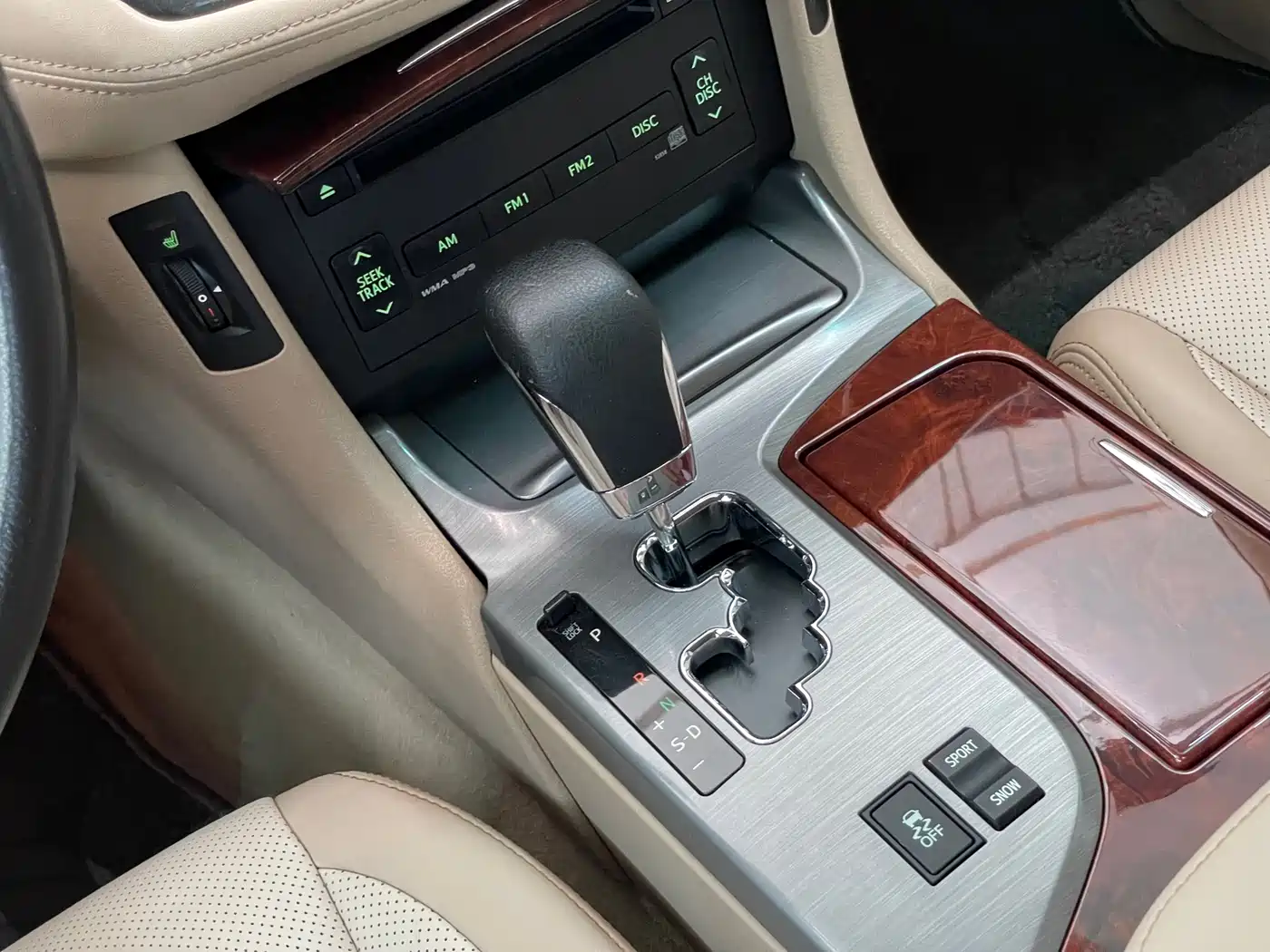 Toyota Crown 2012 2.5L Royal Leather Edition фото 16