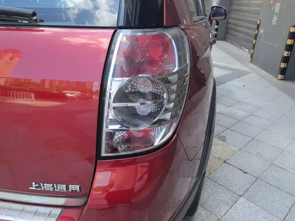 Chevrolet Captiva 2014 2014 2.4L 2WD Urban 7-seater